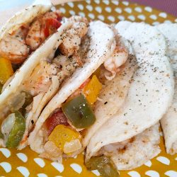 Tacos gobernador, en el plato