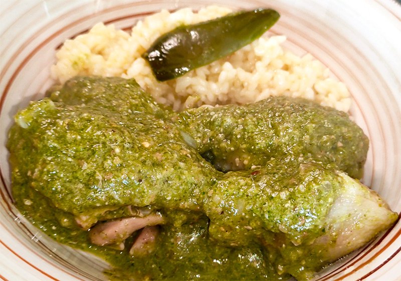 Mole verde con pollo